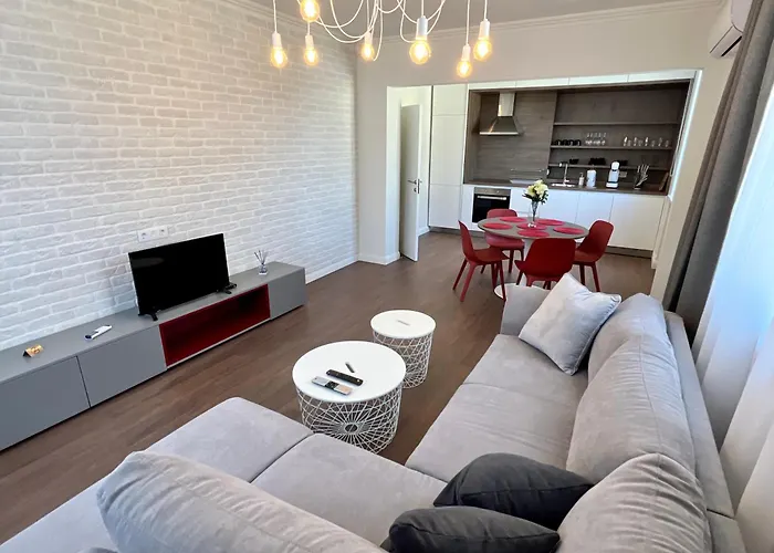 Location ! Location ! Location ! City Garden View Apartment